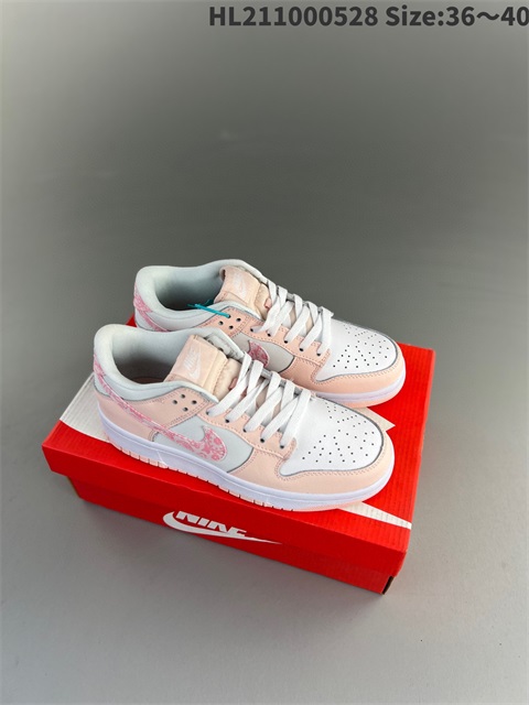 women low dunk sb shoes 2023-10-27-609